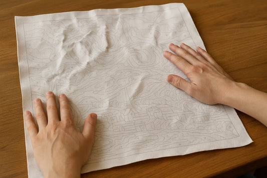 Comment aplatir une toile de peinture par numéros froissée ?
